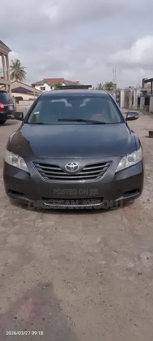 Toyota Camry LE 4dr Sedan (2.4L 4cyl 5A) 2008 Gray