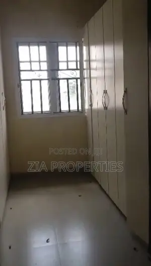 5bdrm Duplex in Sangotedo for rent