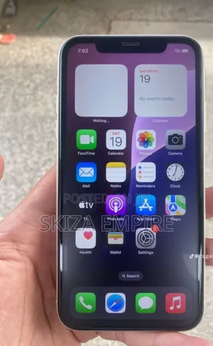 New Apple iPhone 11 64 GB White