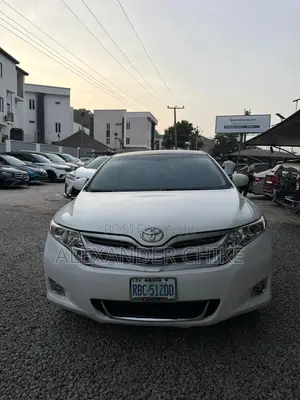 Toyota Venza V6 AWD 2011 White