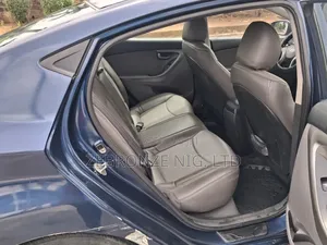 Hyundai Elantra 2012 Blue