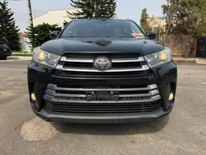 Toyota Highlander Limited 4x2 V6 (3.5L 6cyl 8A) 2017 Black
