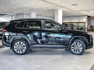 Toyota RAV4 2021 Black