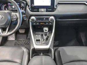Toyota RAV4 2021 Black