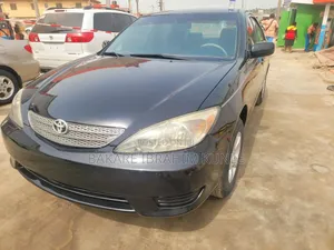Toyota Camry LE 4dr Sedan (2.4L 4cyl 4A) 2004 Black