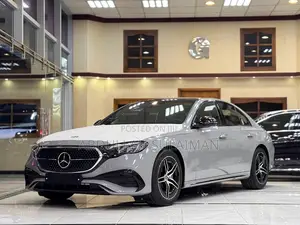 New Mercedes-Benz E200 2025 Gray