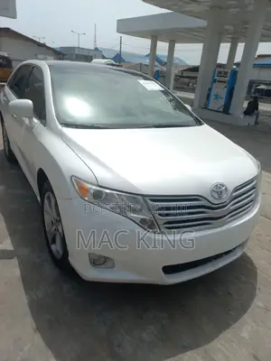 Toyota Venza 2011 White