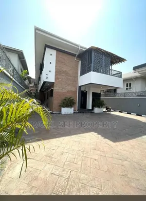Furnished 5bdrm Mansion in Admiralty Ways Lekki for rent