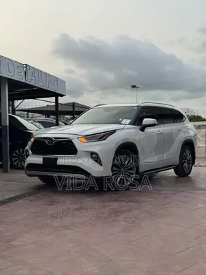 Toyota Highlander Platinum AWD 2020 White