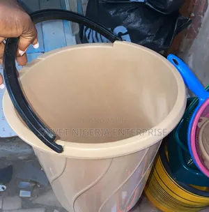 7 Liter Bucket Per Dozen