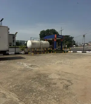 Filling Station