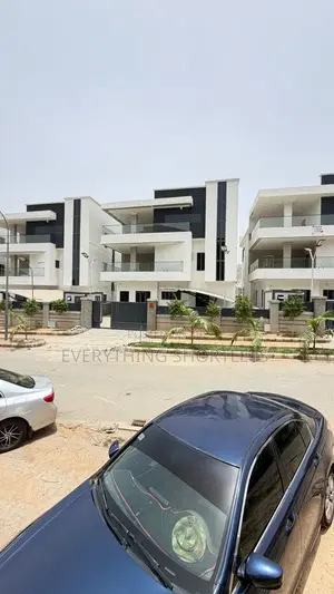 6bdrm Duplex in Katampe Extension for sale