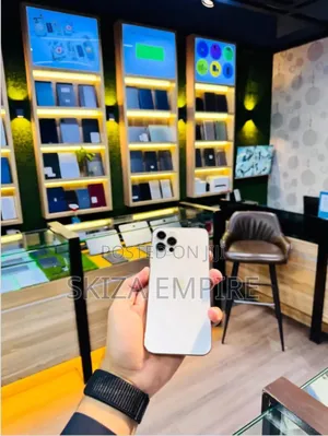 New Apple iPhone 11 Pro Max 256 GB White