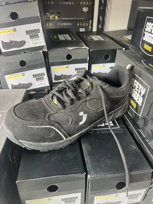 Fuji Low Safety Jogger Boot