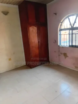 3bdrm Block of Flats in Ogudu Orioke Lagos for rent
