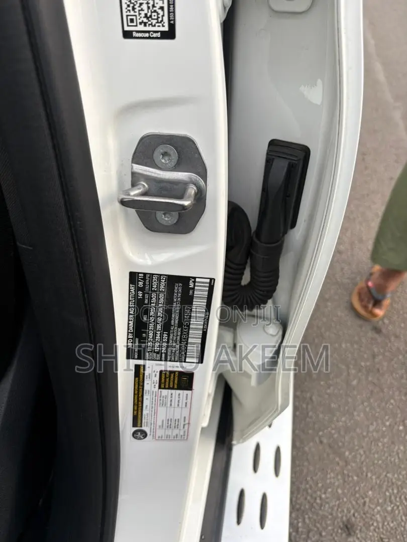 Mercedes-Benz GLC-Class 2019 White