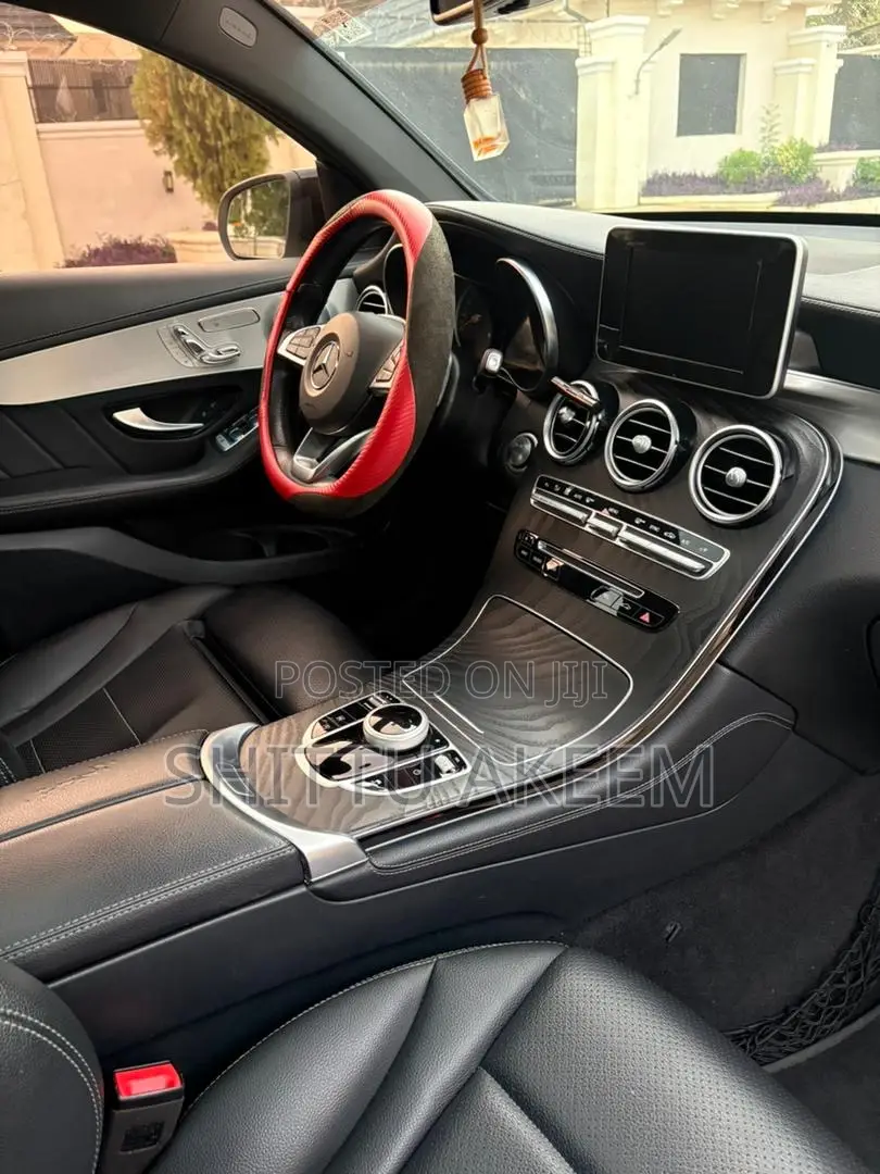 Mercedes-Benz GLC-Class 2019 White