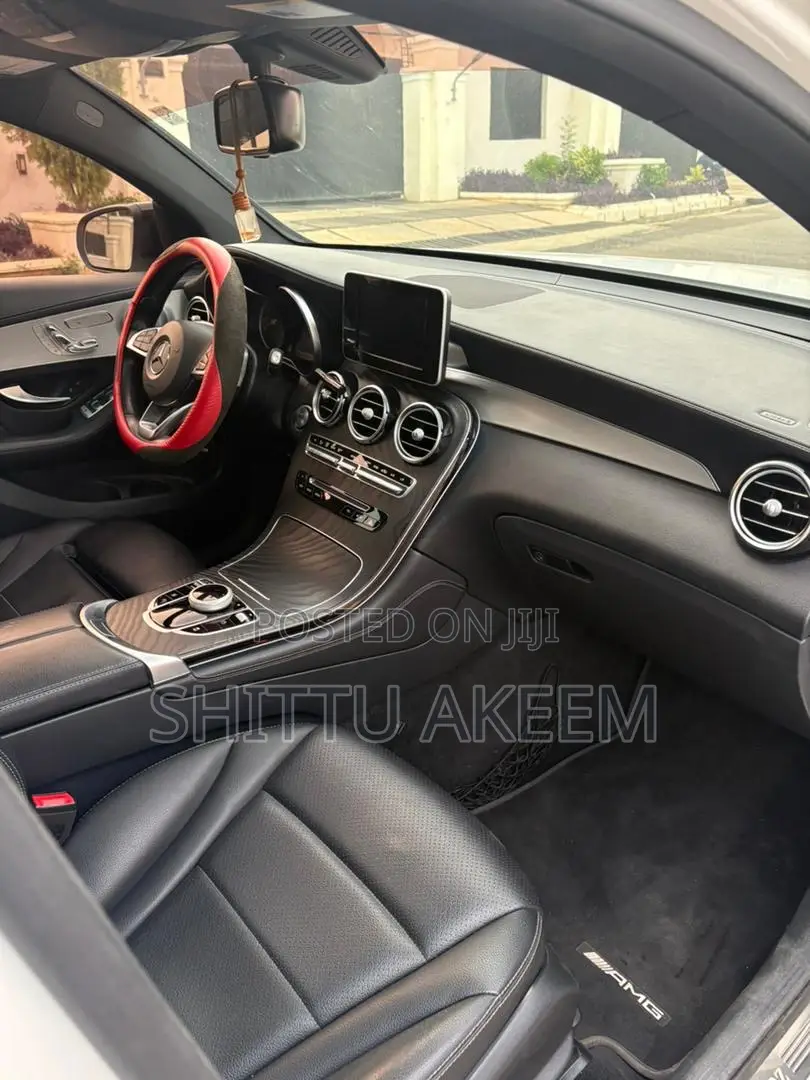 Mercedes-Benz GLC-Class 2019 White
