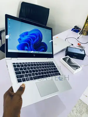 Laptop HP EliteBook x360 1030 G2 8GB Intel Core i7 SSD 256GB