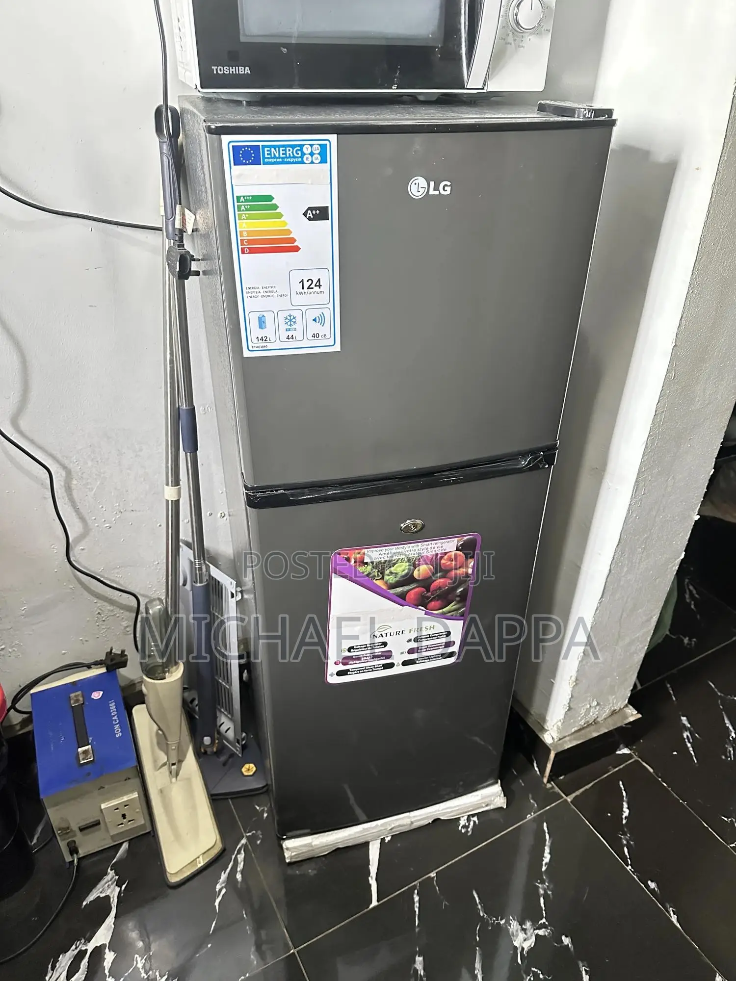 Refrigerator
