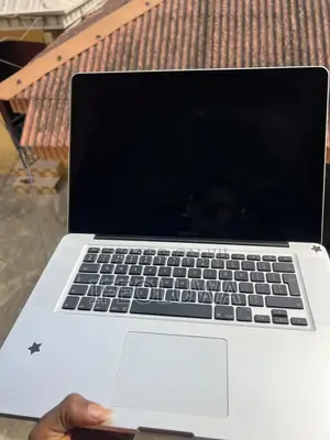 Laptop Apple MacBook Pro 2011 8GB Intel Core i7 SSD 1T
