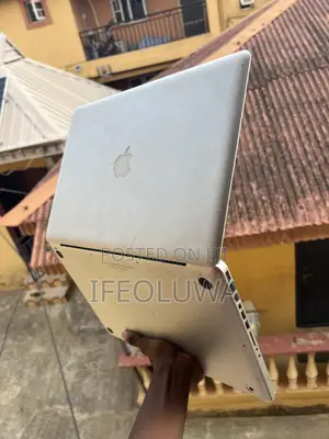 Laptop Apple MacBook Pro 2011 8GB Intel Core i7 SSD 1T