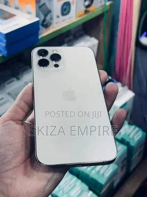 New Apple iPhone 12 Pro Max 256 GB White