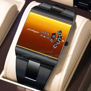 Poedagar Watch