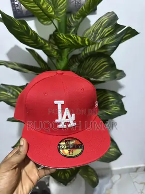 Snapback Face Cap