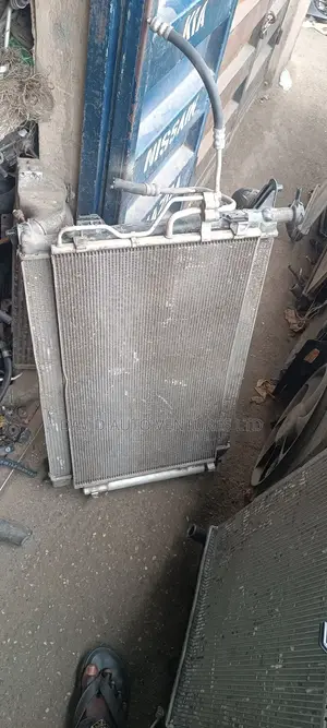 Hyundai Ix35 2012 Model ,Or Sportage 2012