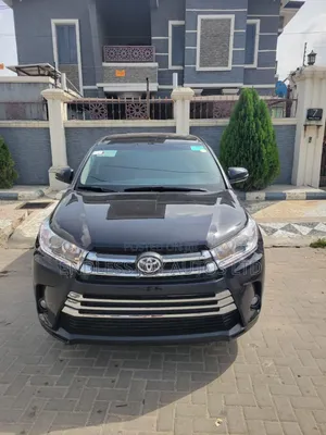 Toyota Highlander XLE V6 4x4 (3.5L 6cyl 6A) 2016 Black