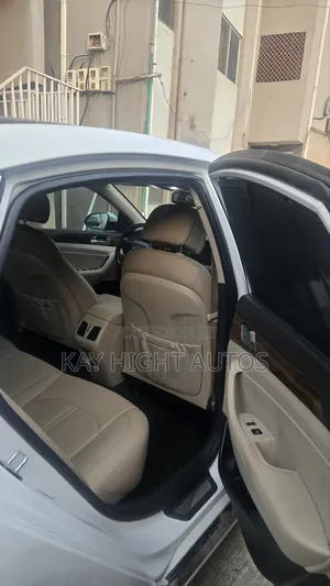 Hyundai Sonata Limited Sedan FWD (2.4L 4cyl 6A) 2016 White