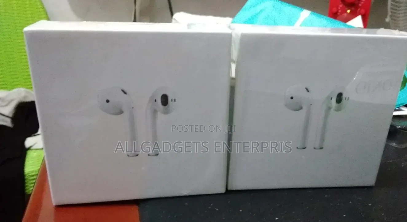 AIRPOD 2 and Airpod Pro