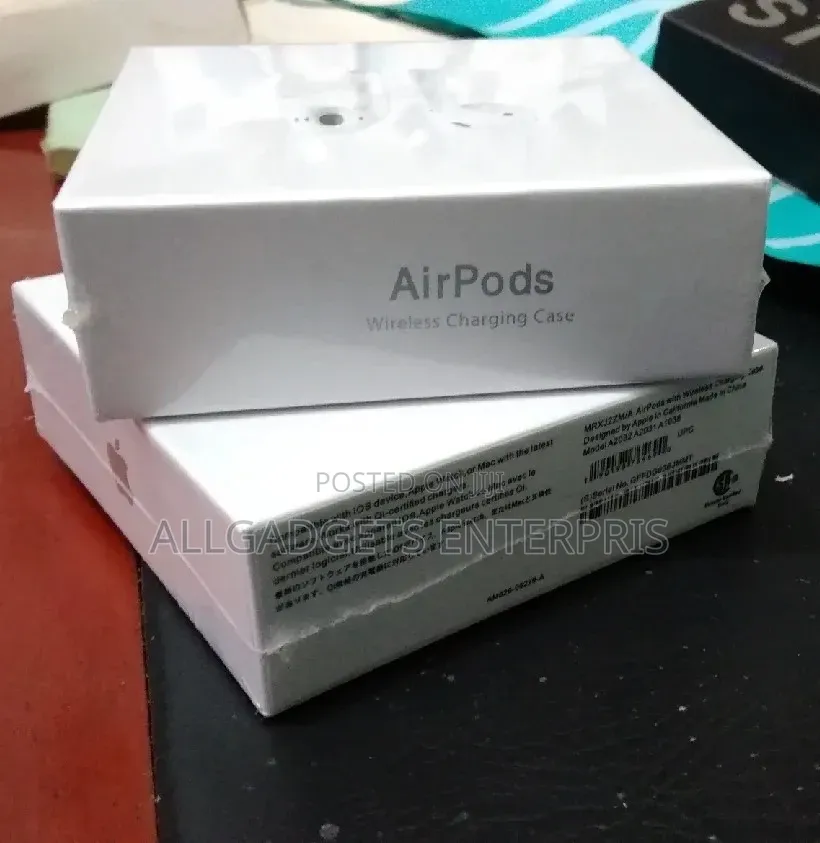 AIRPOD 2 and Airpod Pro
