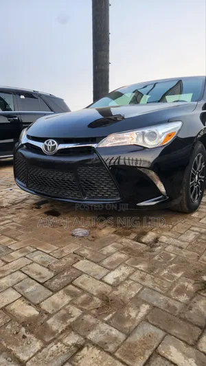 Toyota Camry LE 4dr Sedan (2.5L 4cyl 6A) 2017 Black