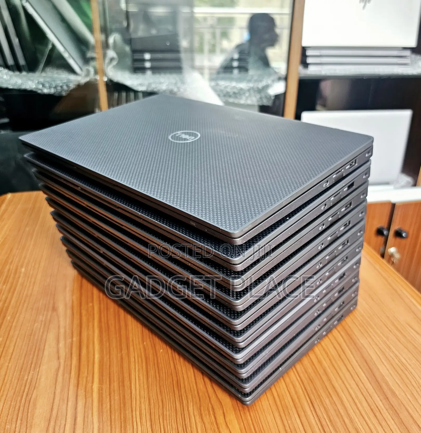 Laptop Dell Latitude 7400 8GB Intel Core i5 SSD 256GB