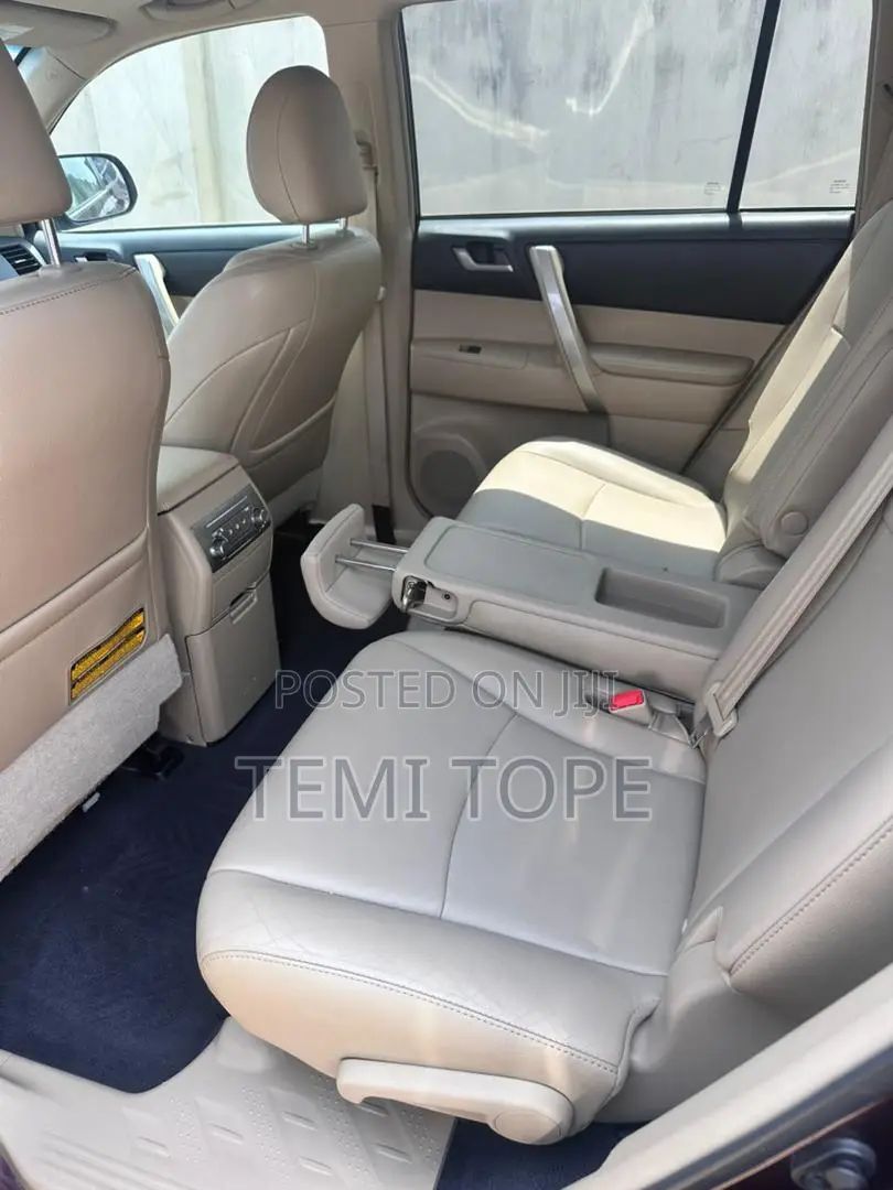 Toyota Highlander 2013 Burgundy