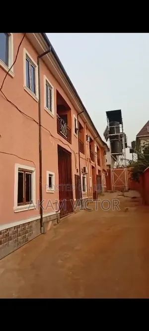 Furnished 12bdrm Apartment in Gra Phase 11, Onitsha for sale