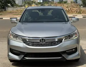 Honda Accord EX-L 4dr Sedan FWD (2.4L 4cyl 2A) 2017 Silver