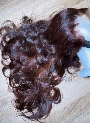 24” Chestnut Wavy With 13 by 4 Hd Frontal Unit (300 Grams)