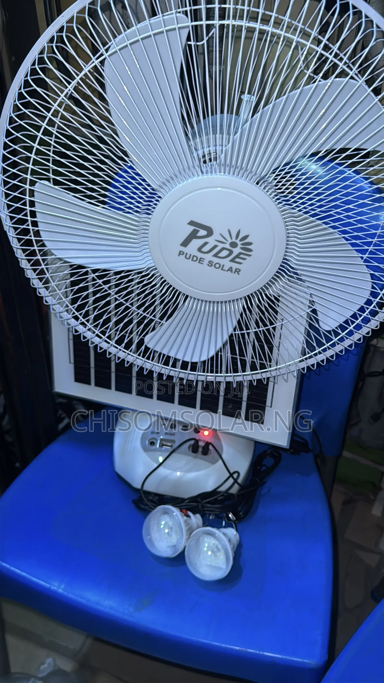 Solar Table Fan With 2 Bulb