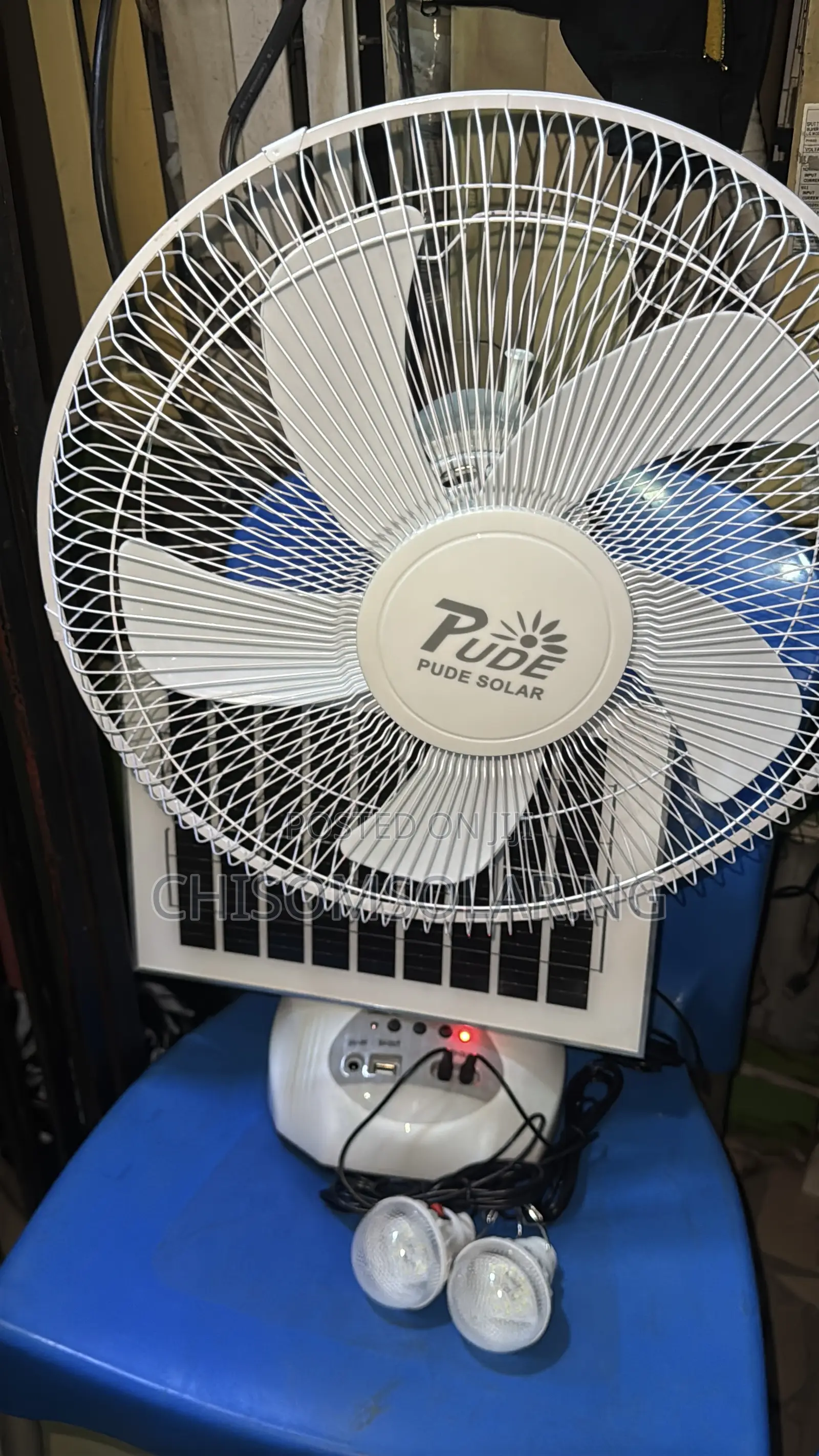 Solar Table Fan With 2 Bulb