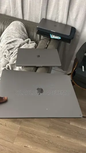 Laptop Apple MacBook Pro 2017 16GB Intel Core i7 SSD 2T