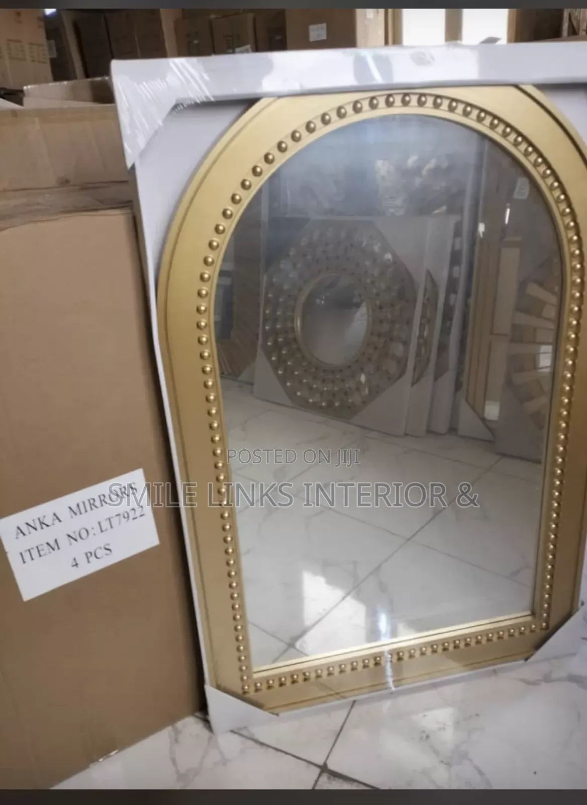Executive Royal Mirror