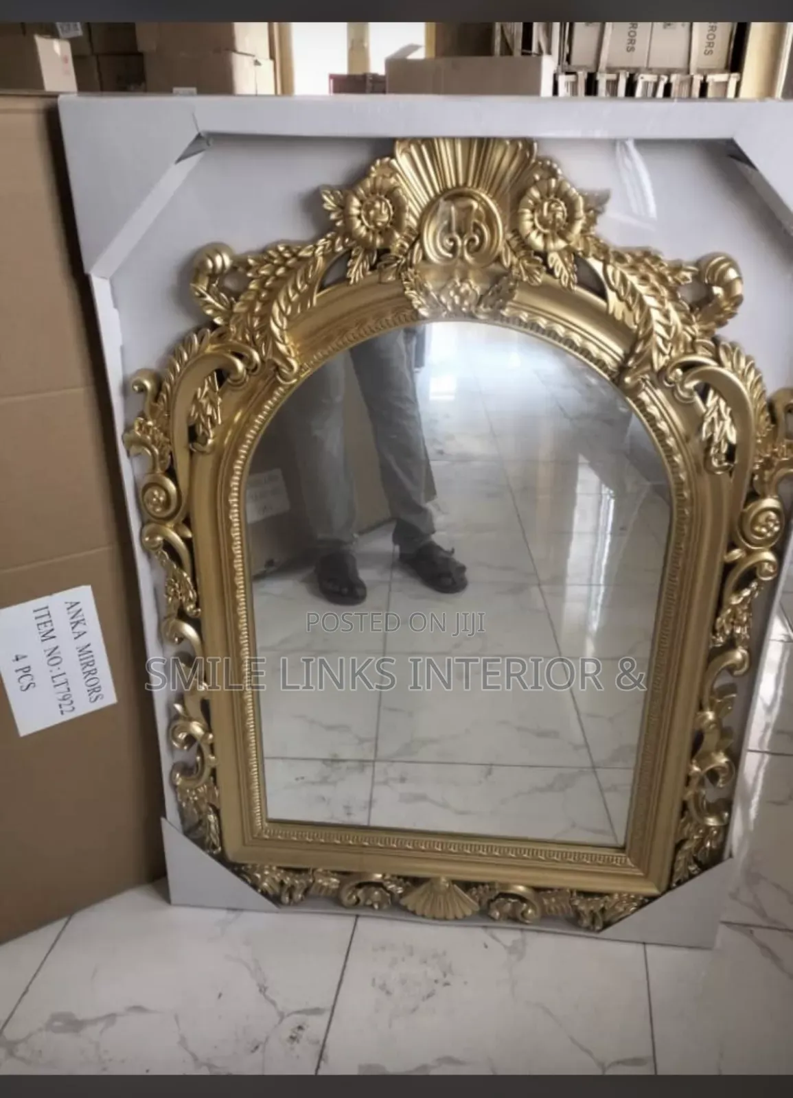 Executive Royal Mirror