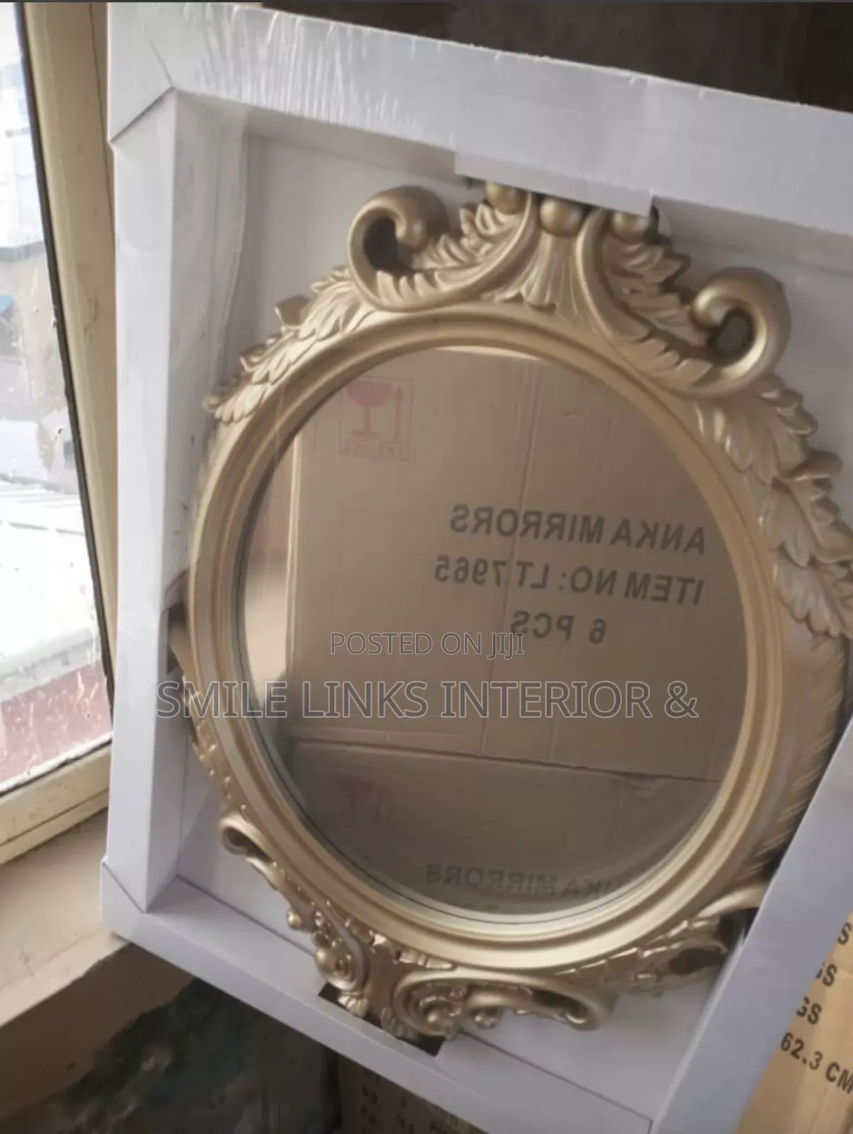 Executive Royal Mirror