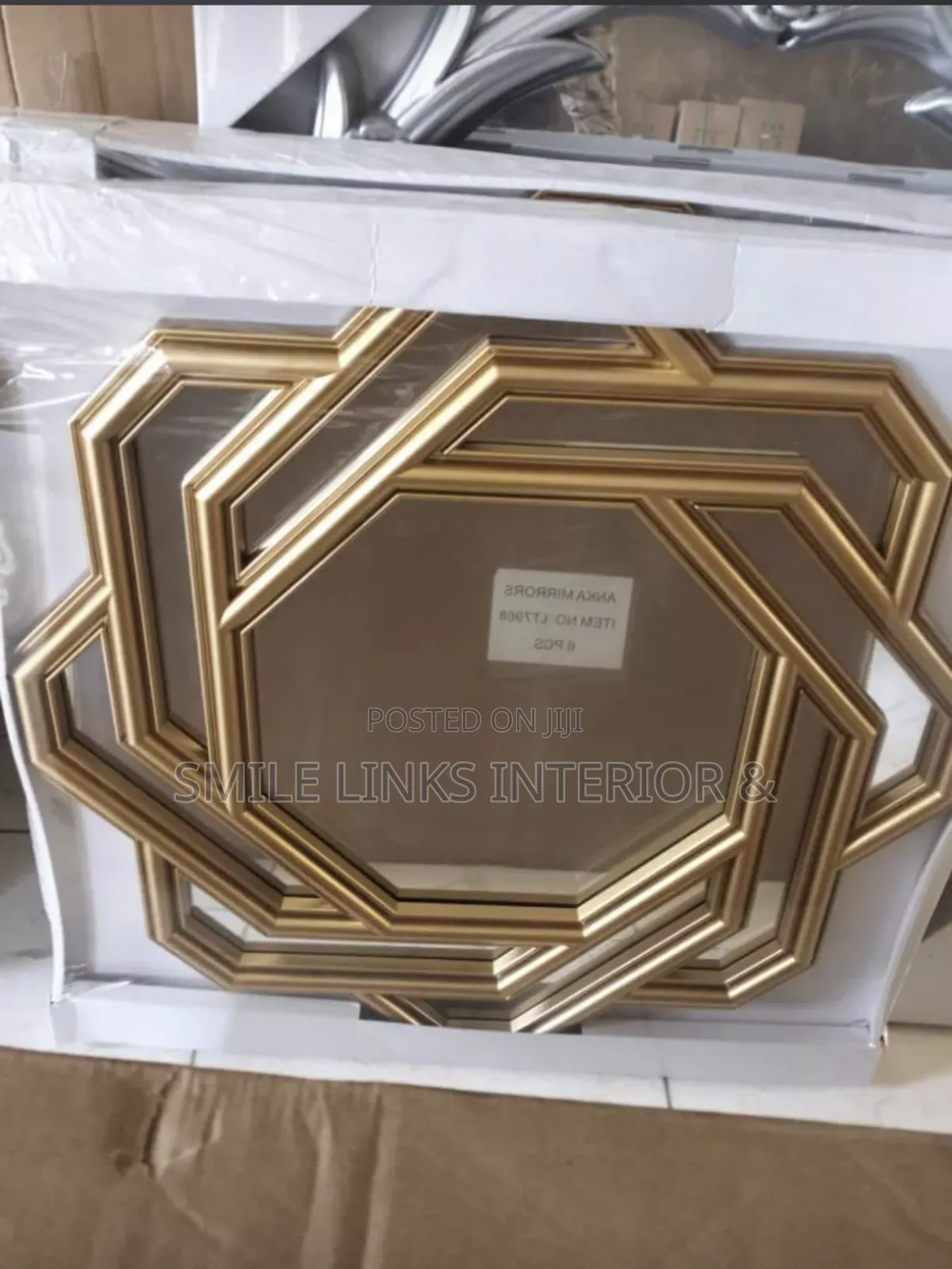 Executive Royal Mirror