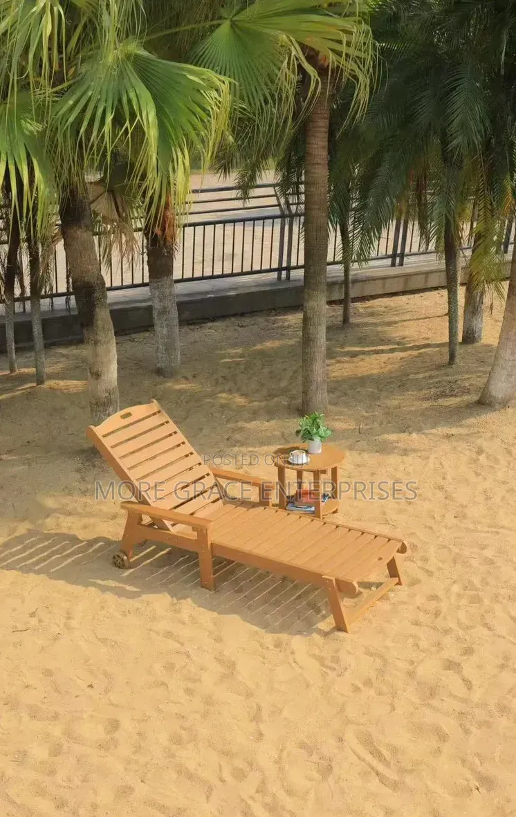 Hotel Boolside Bed and Stool