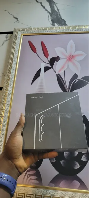 New Samsung Galaxy Z Fold7 512 GB Silver