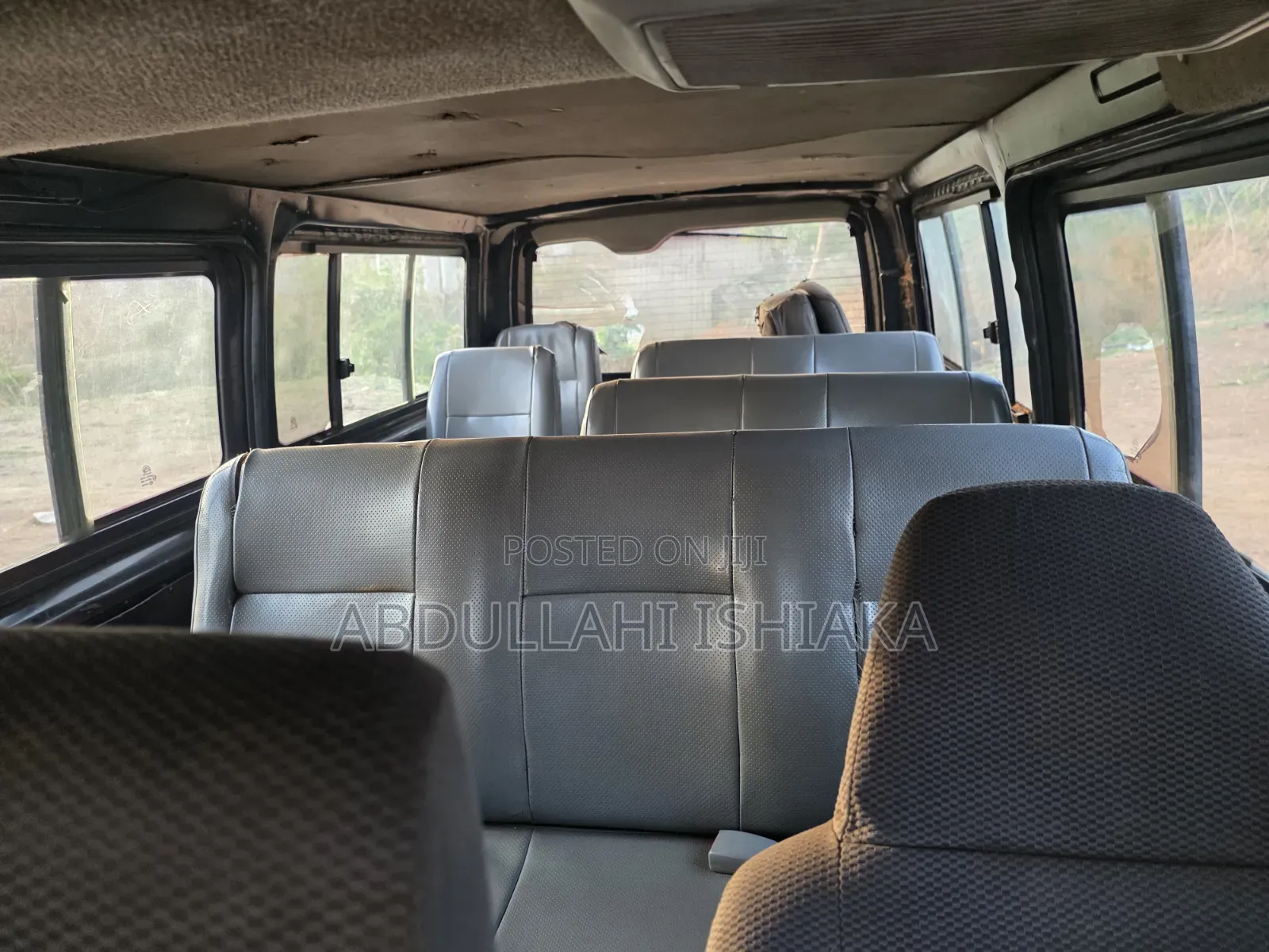 Toyota HiAce 2013 White